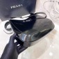 Borsa a spalla Prada Cleo in pelle spazzolata