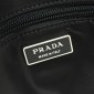 Borsa Prada Traveller medium in Re-Nylon imbottito-Black