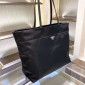 Borsa shopping in Re-Nylon e Saffiano