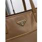 Borsa shopping Prada Re-Edition 1978 large in Re-Nylon e Saffiano-Brown