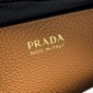 Borsa Prada a tracolla small in pelle-Caramel
