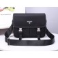 Prada Borsa con Tracolla in Nylon e Saffiano