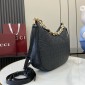 Gucci GG emblem Medium shoulder bag-Black