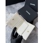 Chanel bianco pelle granulata piccolo portafoglio piegato oro hardware