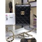 Chanel Chain Pochette in pelle 