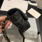 Chanel 19 Mini borse / Marsupi in pelle 
