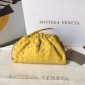  Bottega Veneta The pouch mini  