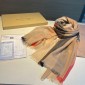 Burberry Lightweight Cashmere scarf  90 x 200 cm 