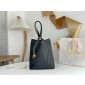 Chloe Borsa spin media-Black