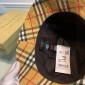 Burberry bucket hat