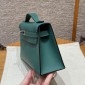 Hermes Kelly Pochette in Swift Leather-Vert Vertigo