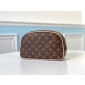 M47527 TOILETRY BAG 25
