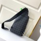 N41719 AVENUE SLING BAG 