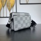 Louis Vuitton Tro Messenger 