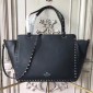 Valentino Borsa Granda Rockstud in Vitello 