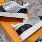 Sneaker LV  